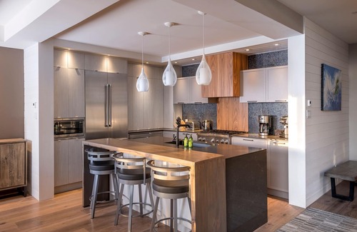 Mont-Tremblant House | Havre Des Legendes 102 | Luxurious, Contemporary | Easy Walk to Ski-in/Out/Tremblant Living