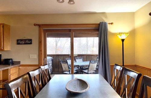 Logan House | Hawks Peak - by The Chalets