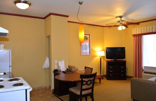 Corpus Christi Hotel | Hawthorn Extended Stay by Wyndham Corpus Christi Padre Is