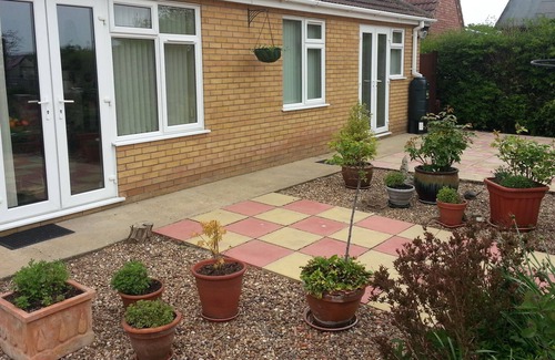 Saltfleetby Saint Clement Apartment | Hawthorns Hideaway holiday home