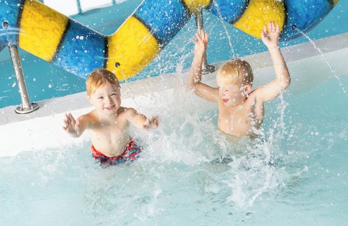 Hayling Island House | HayIing Island Holiday Park Silver 3 Bed Caravan V015