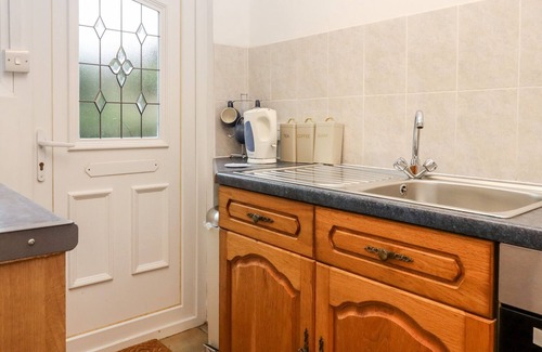 Longdown Cottage | HAZELDENE STABLES, pet friendly, character holiday cottage in Ide