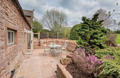 Penrith Cottage | Hazelrigg, Kirkoswald - a cottage that sleeps 2 guests in 1 bedroom