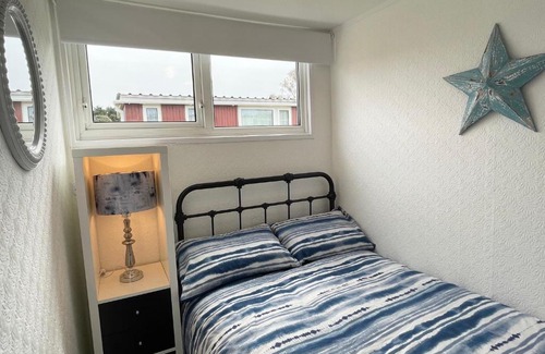 Heacham Ski Chalet | Heacham Holiday Chalet, close to sandy beach