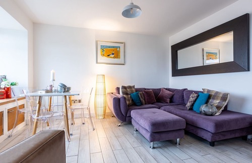 Rhosneigr Apartment | Headline (VRBO): Sunset View : Pet-Friendly 2‑Bed Apartment with Bay Views in Rhosneigr | Managed by