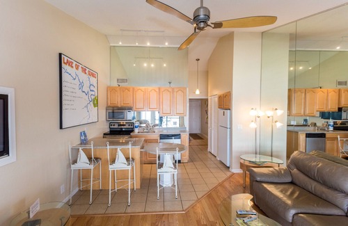 Osage Beach Condo | HEART OF OSAGE BEACH/Outlet Mall-Restraunts