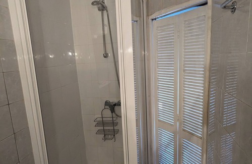Quartier du Mail Apartment | Heart of Paris - Studio in the Montorgueil Pedestrian Area