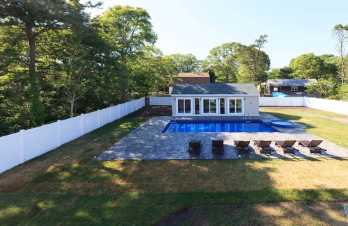 West Yarmouth House | Heated Inground Pool & Spa Fun Family Reunion Holiday