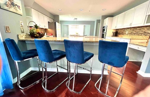 Greenview Shores House | Heated Pool House With Spa and Putting Green WEF POLO