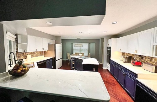 Greenview Shores House | Heated Pool House With Spa and Putting Green WEF POLO