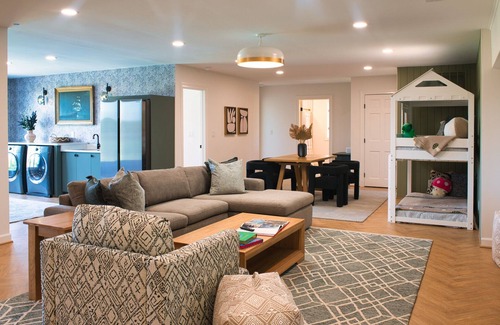 Sherwood House | Heated pool, sandy beach, pier, and playground set punch point apart!