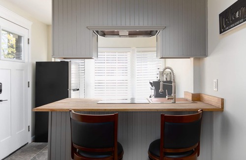 Norwood Condo | Heated Towel Rack Private Parking Workspace