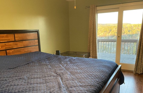 Edgemont Cottage | Heavenly Lake View Cottage on Greers Ferry Lake