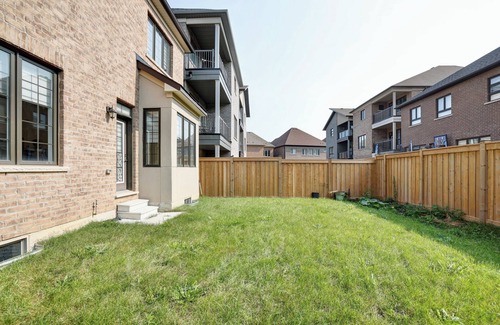 Brampton House | Heavenly Suburban Home