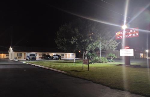 Bruni Hotel | Hebbronville Executive Inn