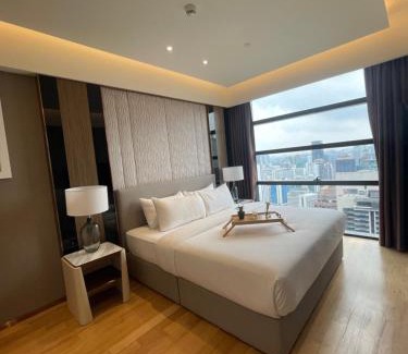 Golden Triangle Apartment | Hedge fssgv