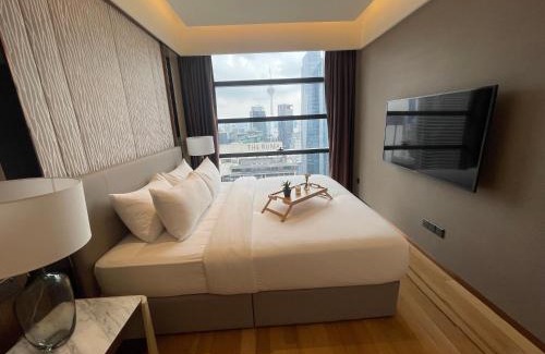 Golden Triangle Apartment | Hedge fssgv