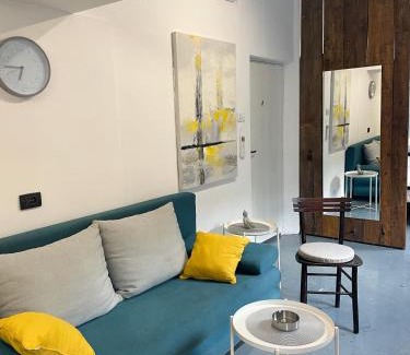 Vracar Apartment | Hedonist-Boulevard Stayhouse