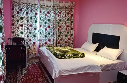 Pahalgam House | Heera Guest House