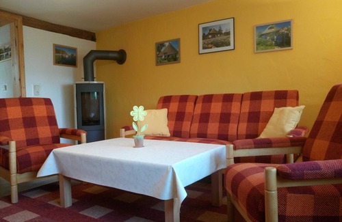 Monkebude Apartment | Heinrich, Lothar Holiday home with WLAN near the water - Holiday home