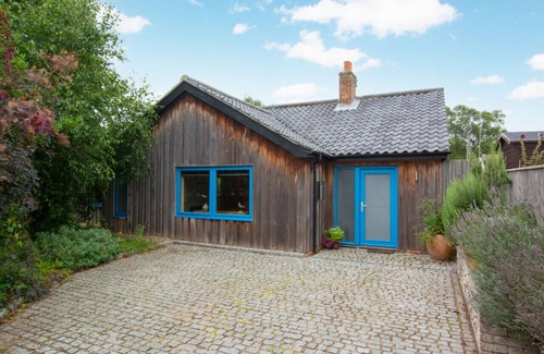 Weybourne House | Helgon Lodge - Three Bedroom House, Sleeps 6