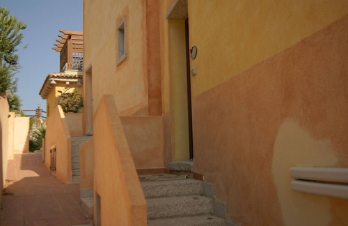 Lu Bagnu Apartment | Helichrysum House - Holiday House with terrace overlooking the Gulf of Asinara