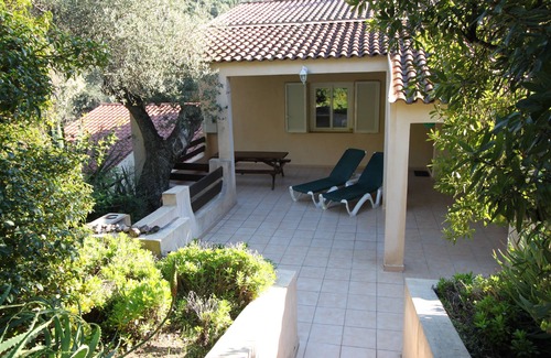 Cargese Apartment | Helios2 4/6pers -2 bedrooms - beach 5 mn walk, heated pool 28 degrees