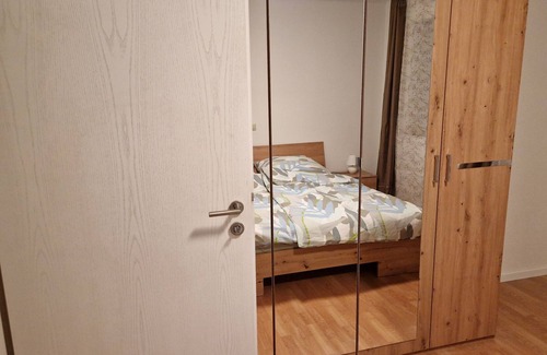 Donaueschingen Apartment | Helle 2,5 Zimmer Wohnung, neu Möbliert mit Großem Balkon, 5 Min. bis zur City
