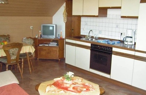 Mahring Apartment | Helle Ferienwohnung mit 2 Schlafzimmern und Balkon
