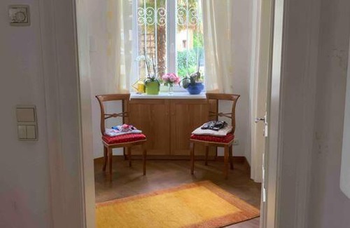 Merano Apartment | Helles Apartment in historischer Villa