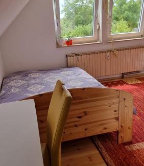 Heegheim House | Helles Zimmer 18 qm in 6,5-Zi-Wohnung nähe Frankfurt, Hanau, Büdingen, Friedberg