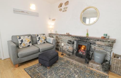 Llanddona House | Hen Felin Isaf