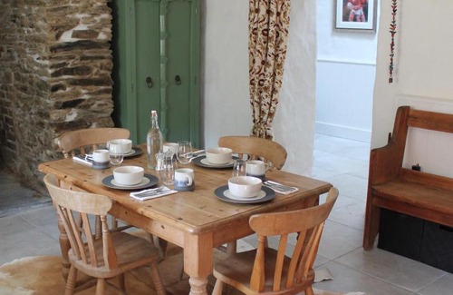 Castlemorris Bed & Breakfast | Hen Ffermdy