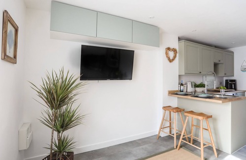 Mynytho Cottage | HEN GAREJ, pet friendly, with a garden in Llanbedrog