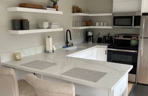 Eureka House | Henderson House and Frog Pond