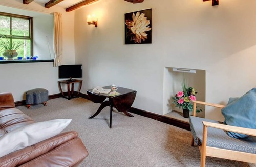 Denbigh House | Hendy in the beautiful Denbigh