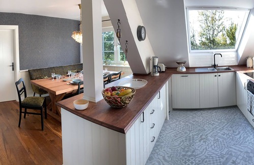 Lemkendorf Apartment | " Henkieker " Gemütliche Ferienwohnung mit Stil