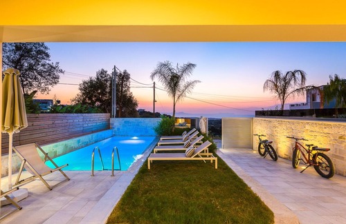 Kirianna Villa | Hera Villa, Family Paradise with Heated Pool
