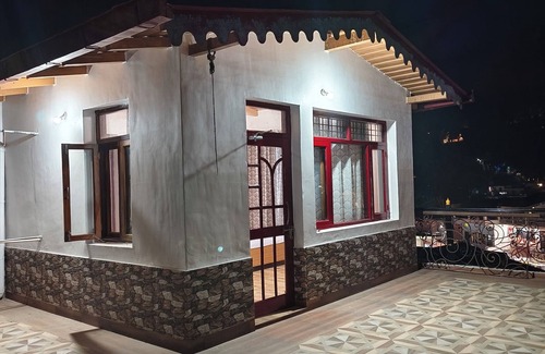 Mallital House | HERB CLUB HOMESTAY is yours a destination home in Nainital.
