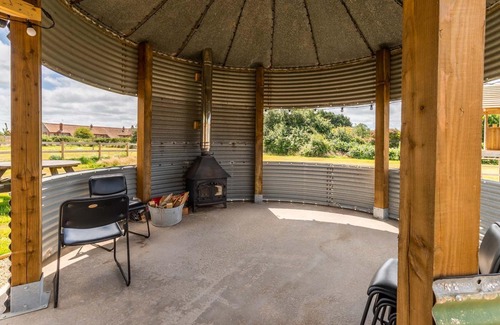 Trunch Cabin | Herdwick Shepherd Hut | a family friendly shepherd hut set within North Norfolk