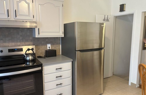 Wilmington House | Here's a wonderful 3-bedroom brickhouse with AC in charming Wilmington, Delaware