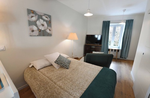 Arbent Apartment | HERISSON La Source de rivière, a quiet place where modern style meets comfort.
