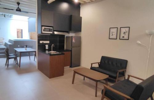 Historic George Town House | Heritage House 4BR with Dipping Pool, Central Location Near Street Art 45