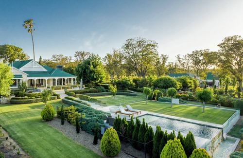 Dalveen House | Heritage List Homestead - 6 Star Accomodation for Large Groups