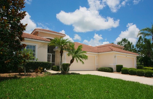 Sarasota Villa | Heritage Oaks, Partee On