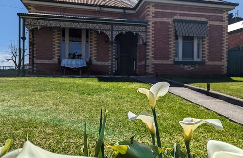 Seymour House | Heritage on High is a Located in the Centre of the Seymour Township