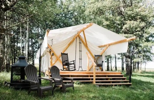 Bozeman Cabin | Heritage Ranch 'Captain' Glamping Tent (3)
