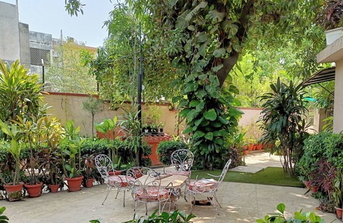 Delhi Bed & Breakfast | Heritage Stay, Suite 2- Connaught Place
