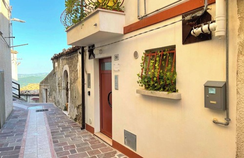 Dogliola Apartment | Hermitage Suite - BaBsuites