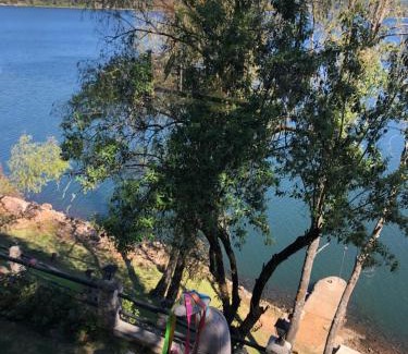 Copandaro House | Hermosa cabal familiar en el lago